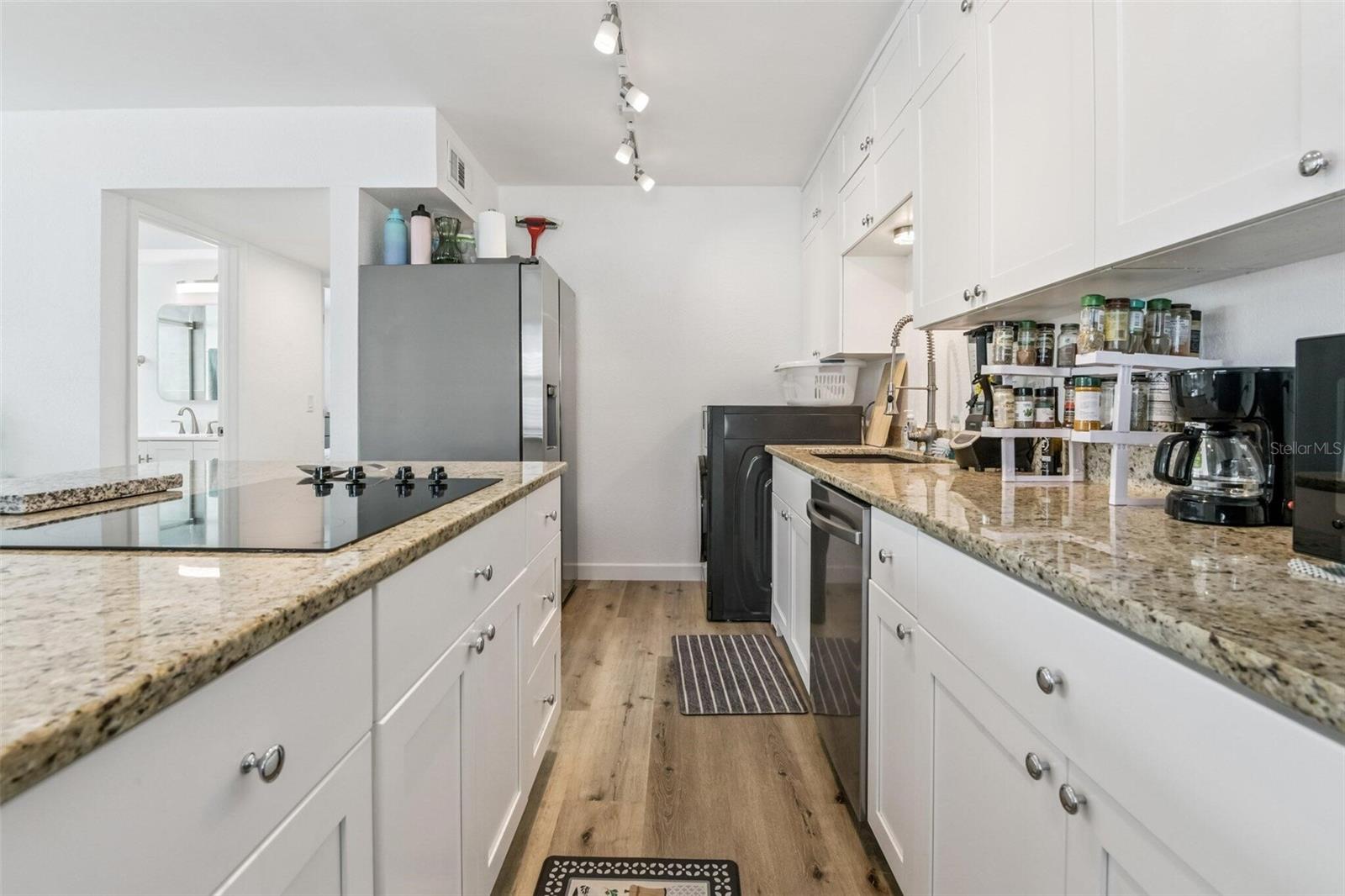 Image 9 of 18 For 2308 1st Street 1