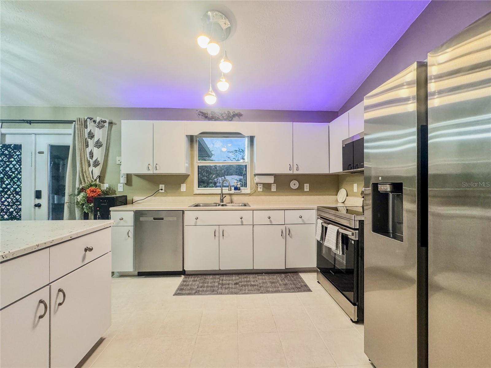 Image 16 of 57 For 4380 19th Avenue