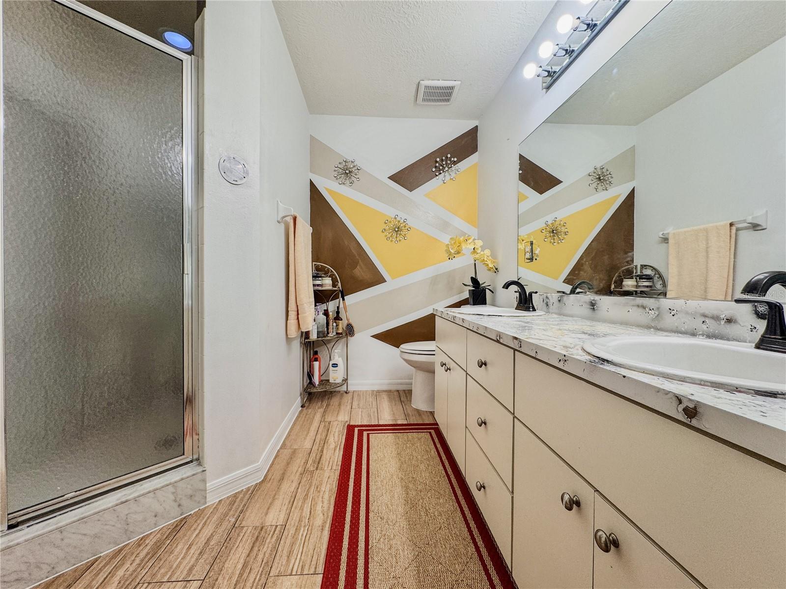 Image 22 of 57 For 4380 19th Avenue