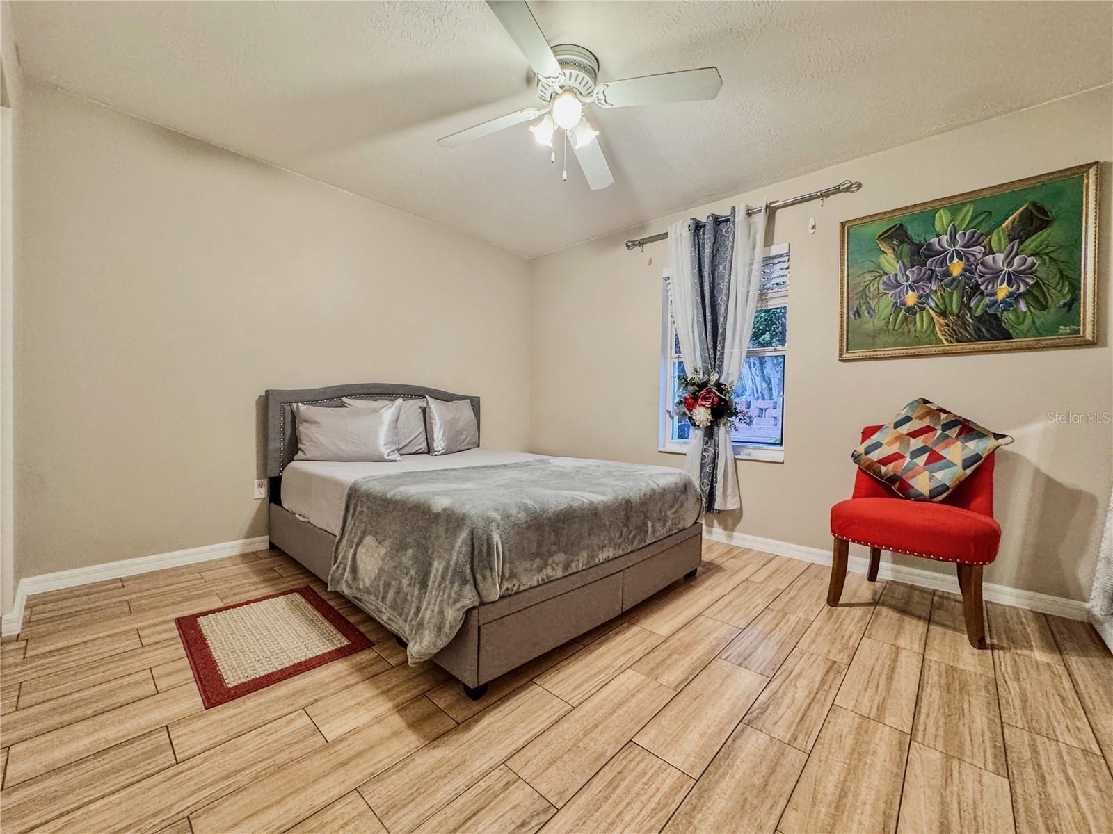 Image 23 of 57 For 4380 19th Avenue