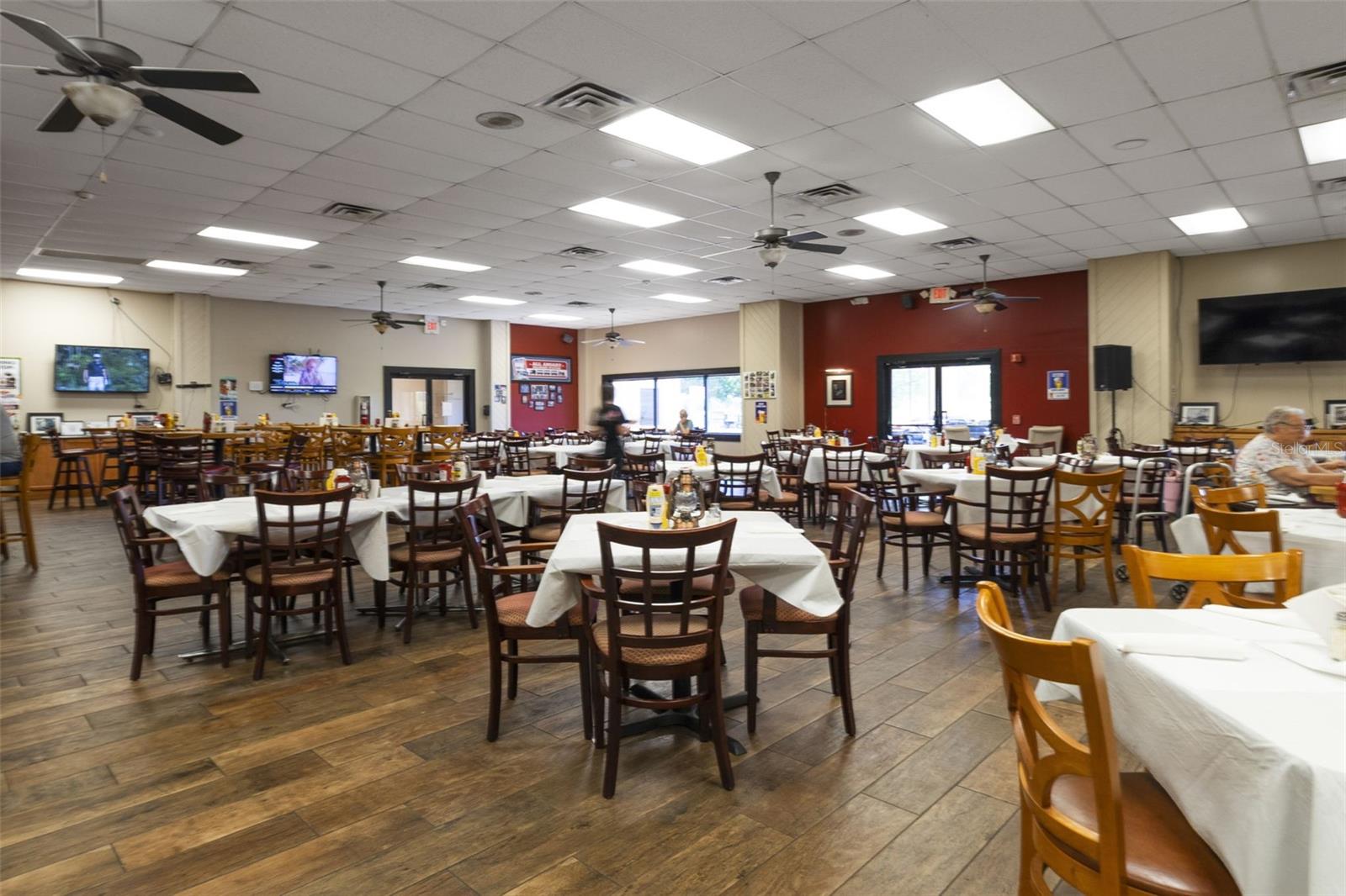 Image 26 of 28 For 3952 Citrus Circle 688