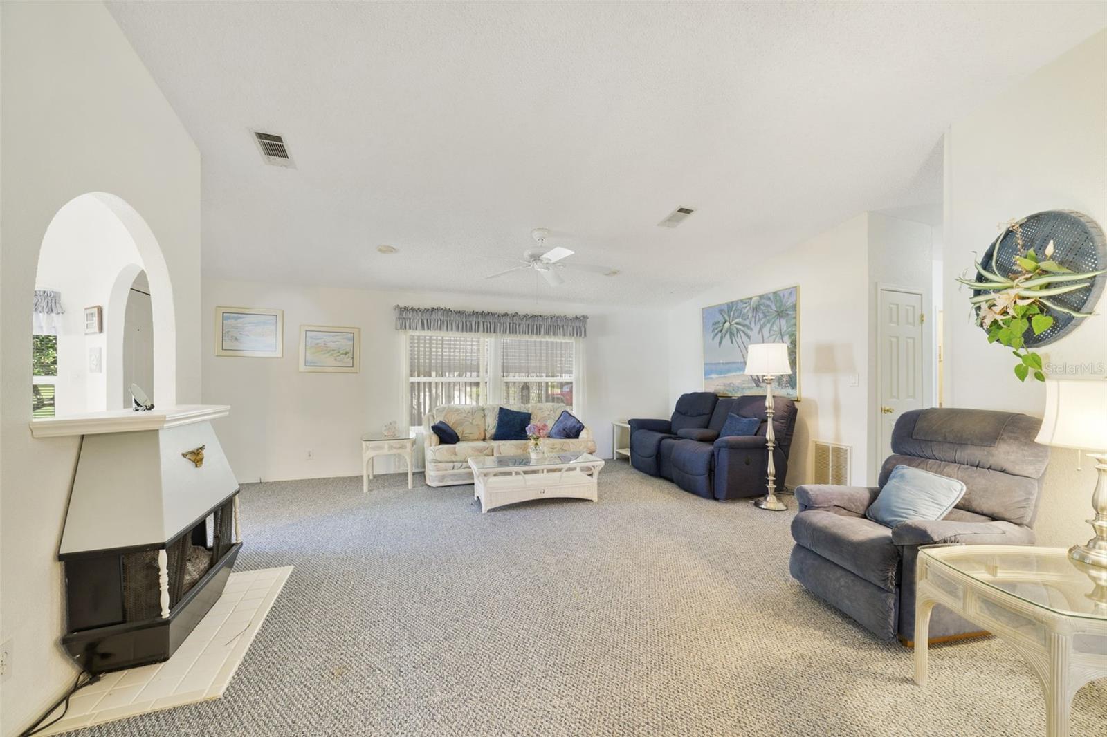 Image 3 of 28 For 3952 Citrus Circle 688