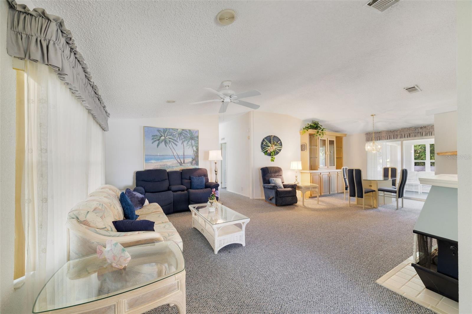 Image 4 of 28 For 3952 Citrus Circle 688