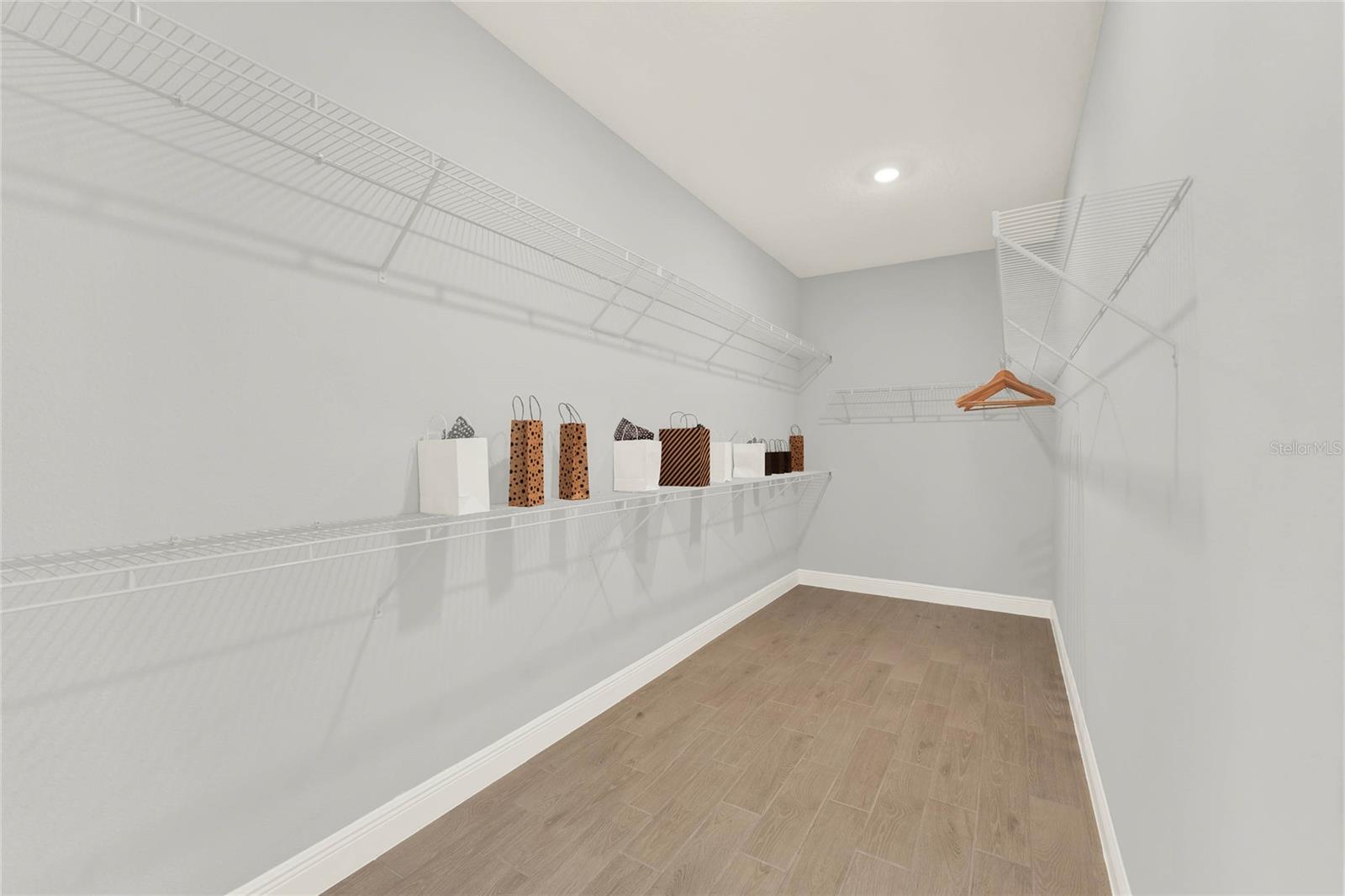 Image 12 of 31 For 11193 Hollow Bay Drive