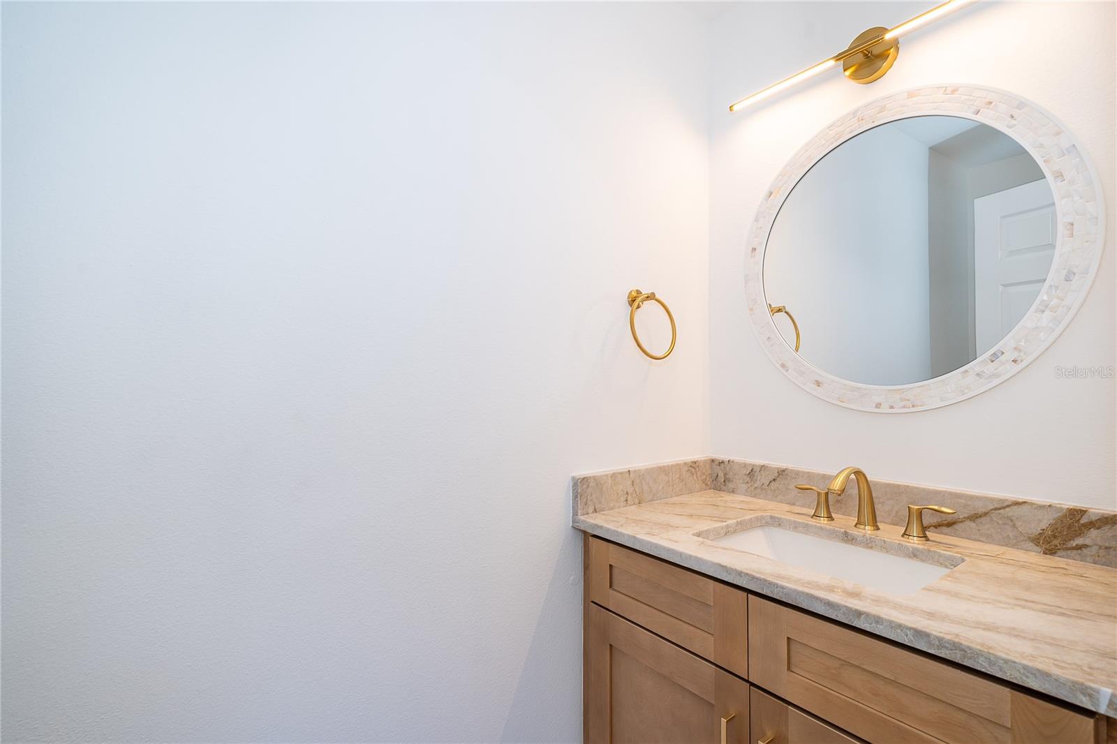 Image 22 of 41 For 1510 Lake Baldwin Lane A