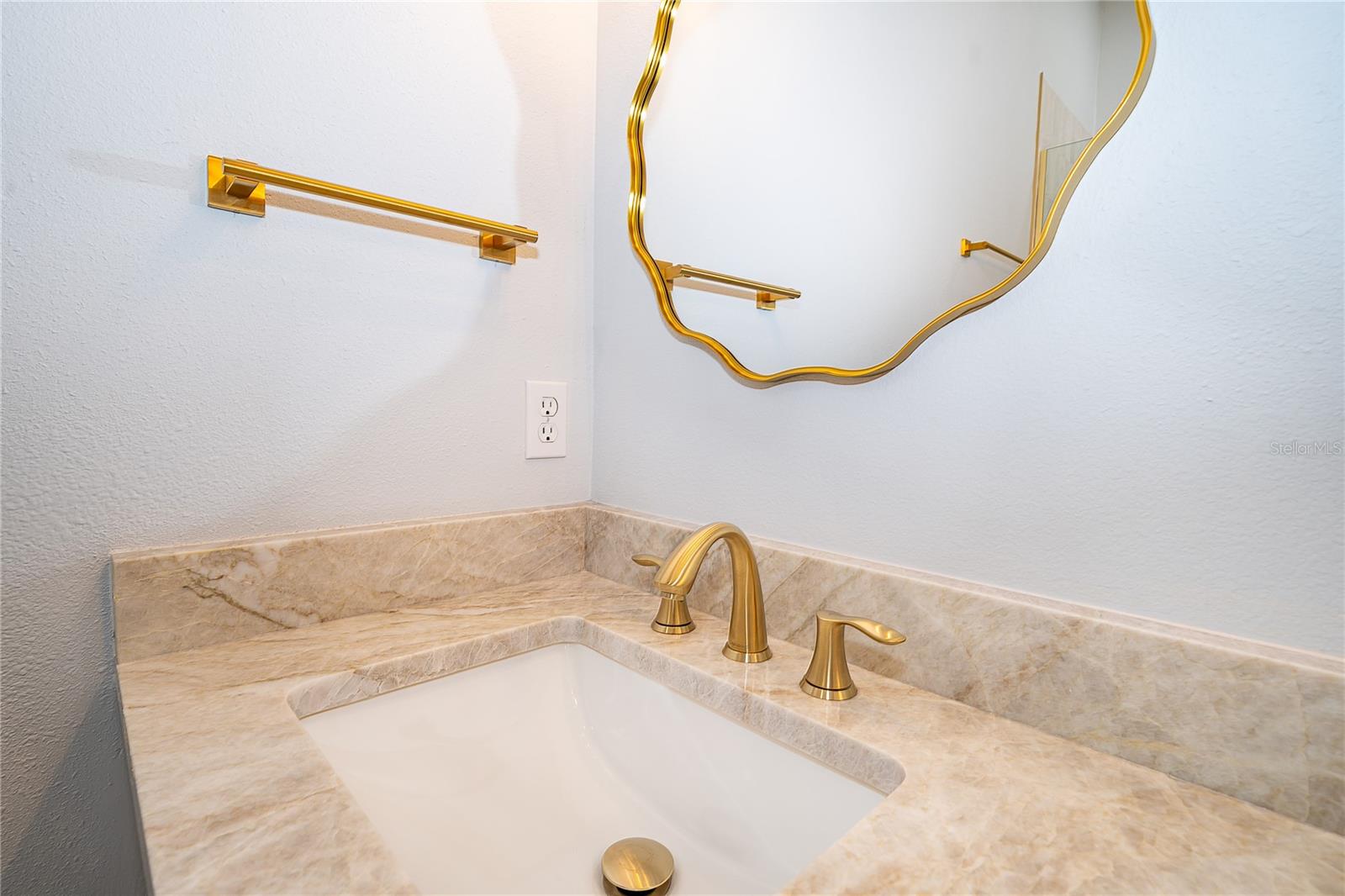 Image 31 of 41 For 1510 Lake Baldwin Lane A