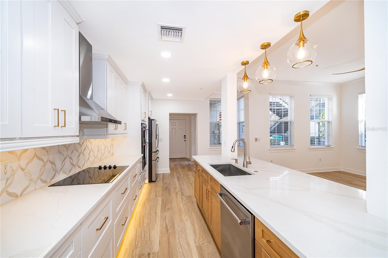 Image 5 of 41 For 1510 Lake Baldwin Lane A