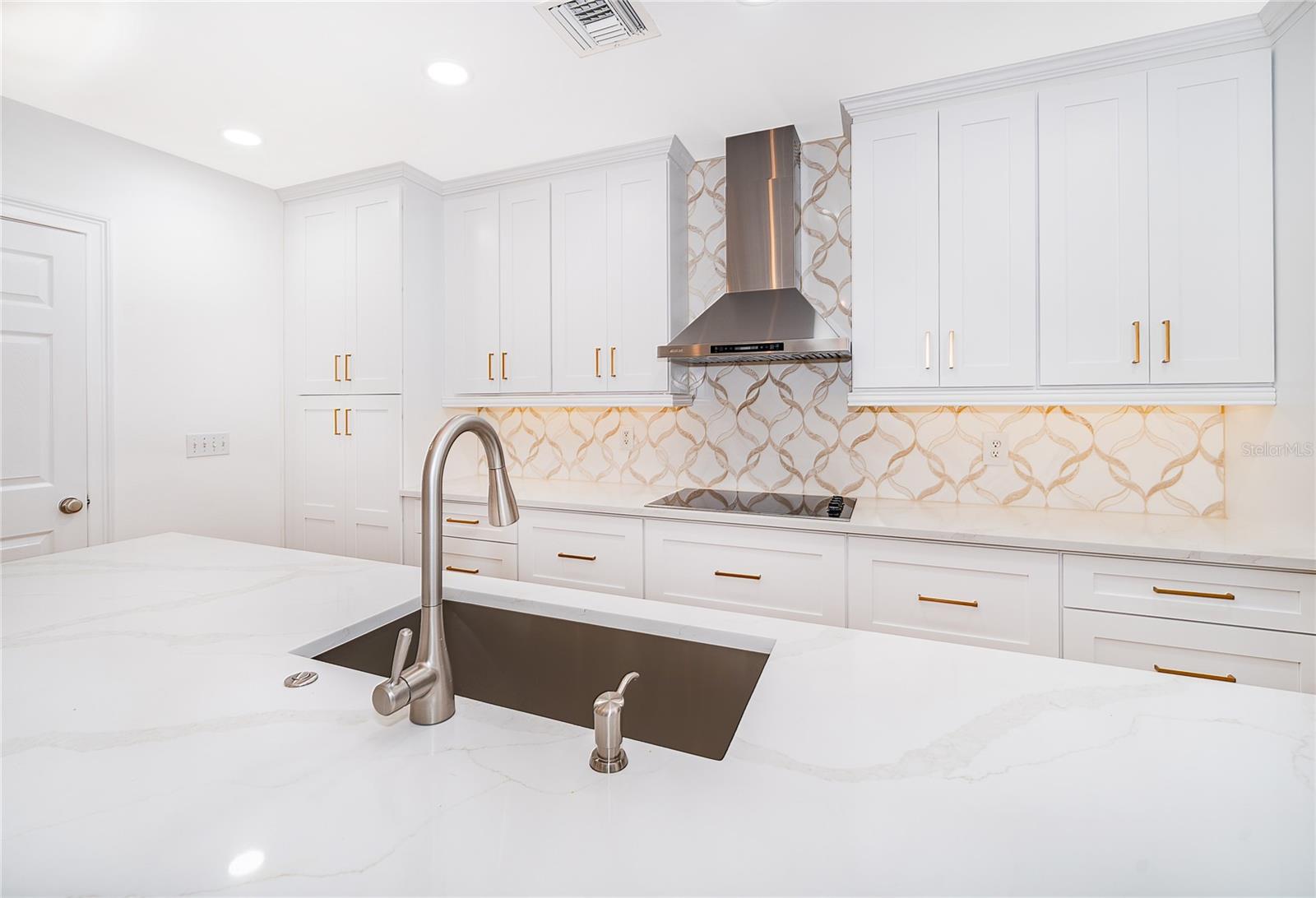 Image 9 of 41 For 1510 Lake Baldwin Lane A