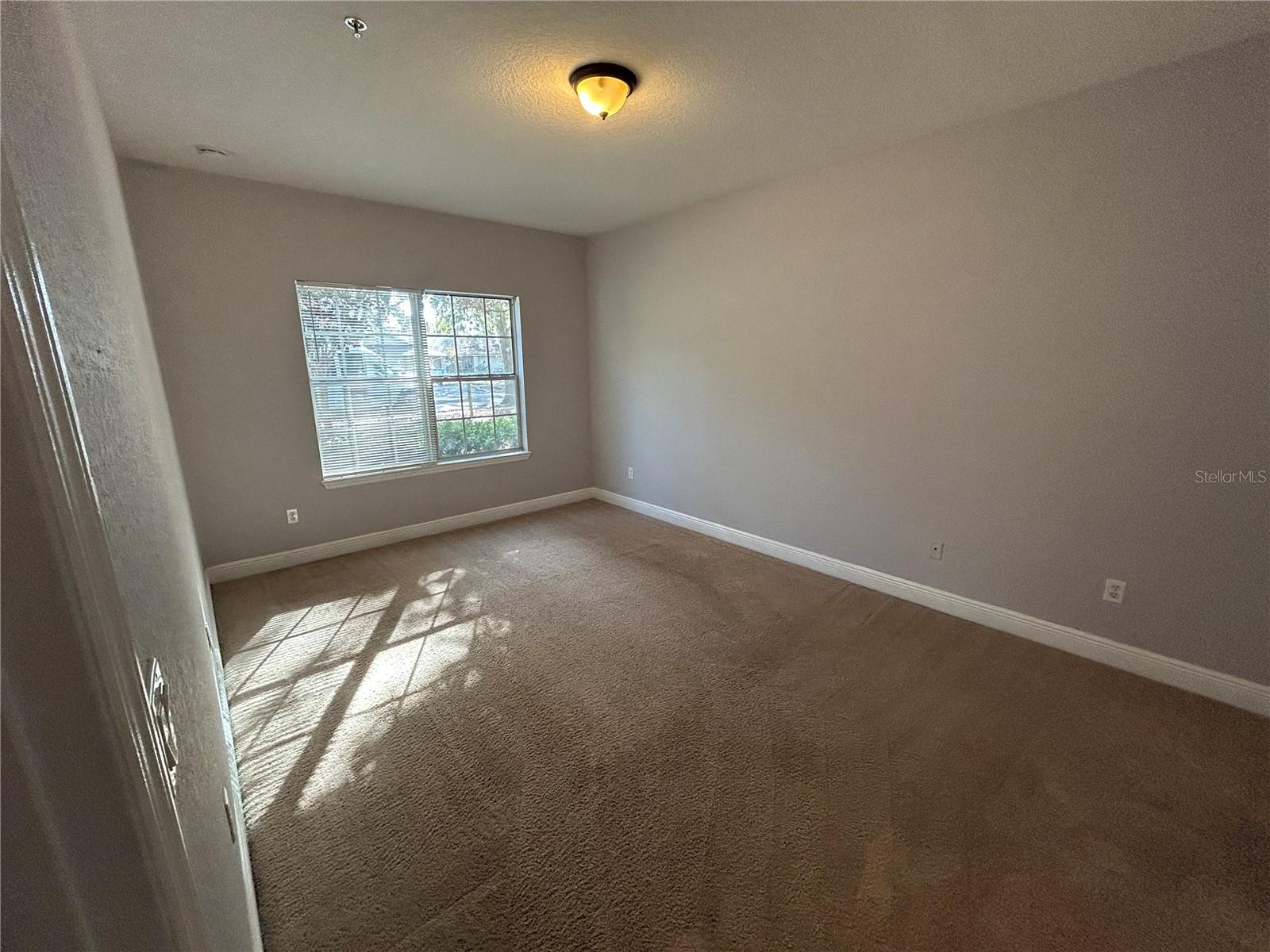 Image 10 of 21 For 3721 Lake Orlando Parkway 7