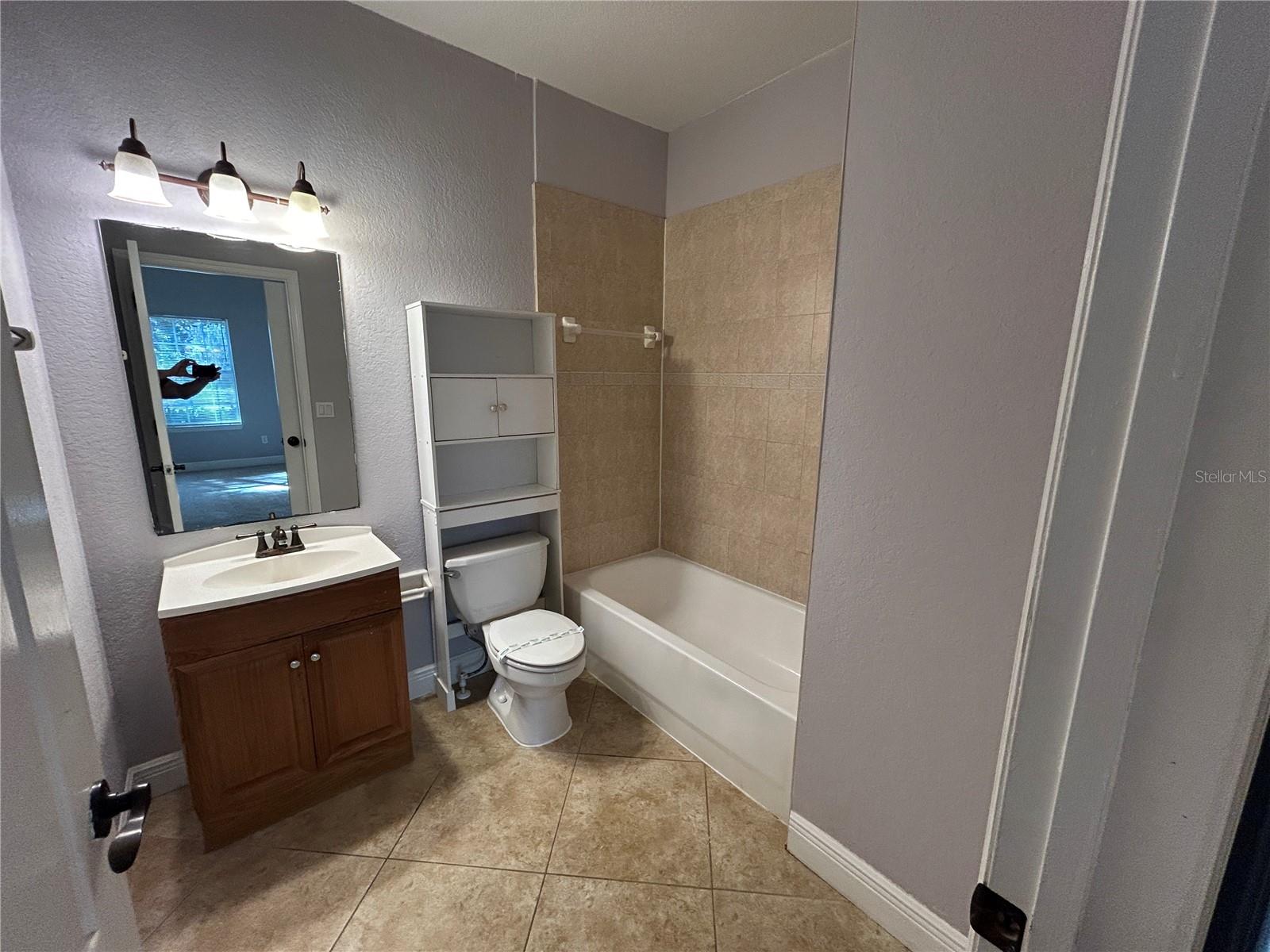 Image 12 of 21 For 3721 Lake Orlando Parkway 7