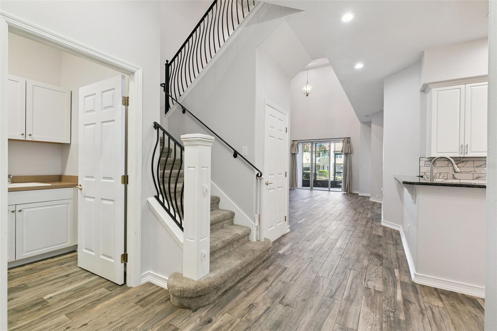 Image 7 of 35 For 8760 The Esplanade 51