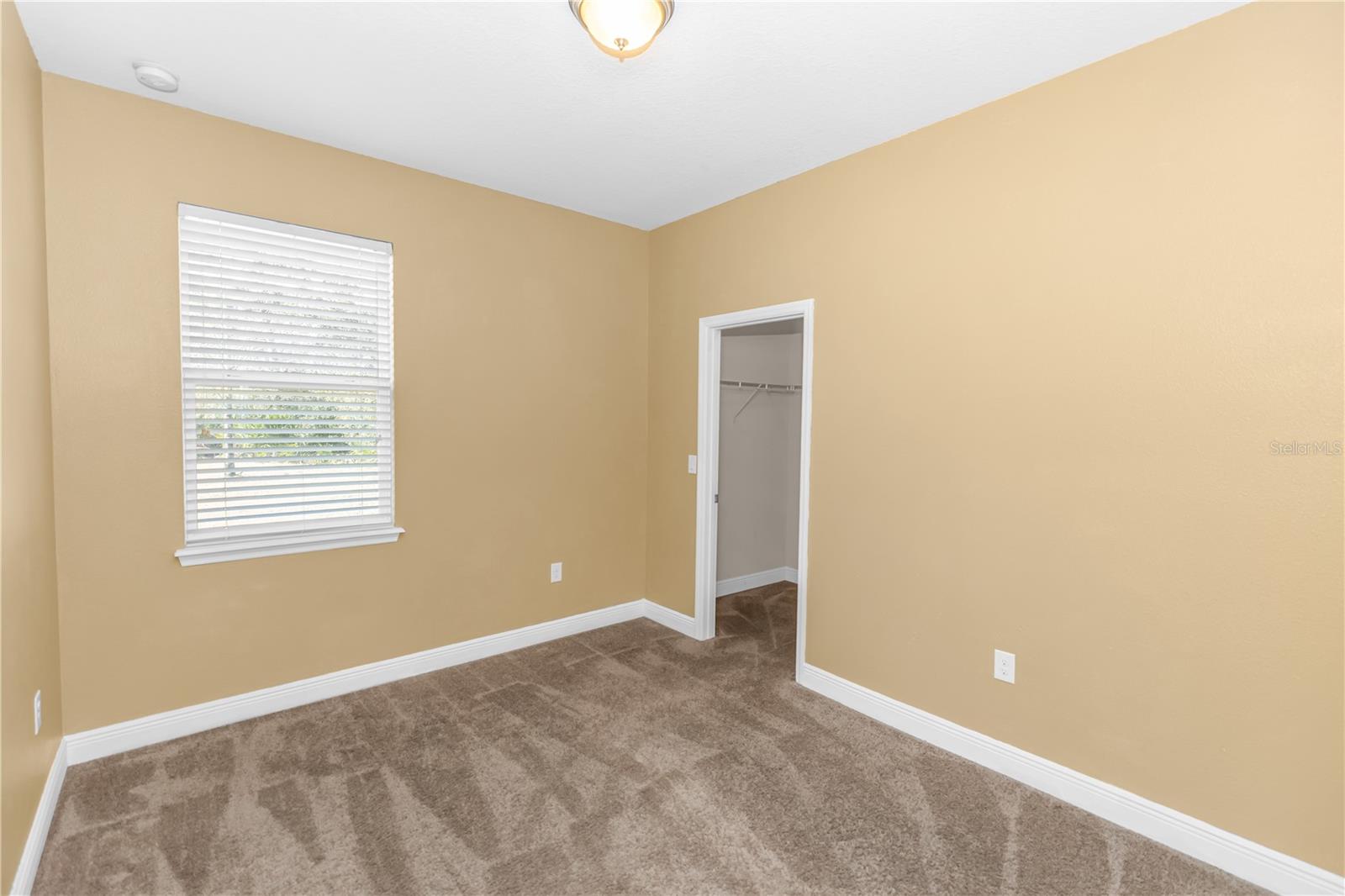 Image 25 of 35 For 335 River Vale Lane