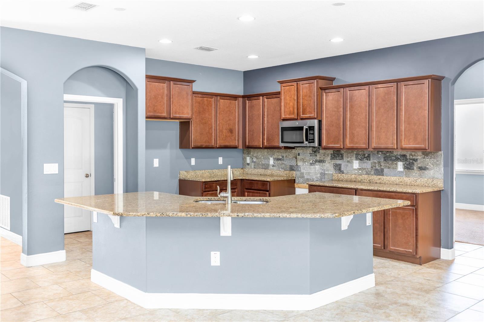 Image 3 of 35 For 335 River Vale Lane