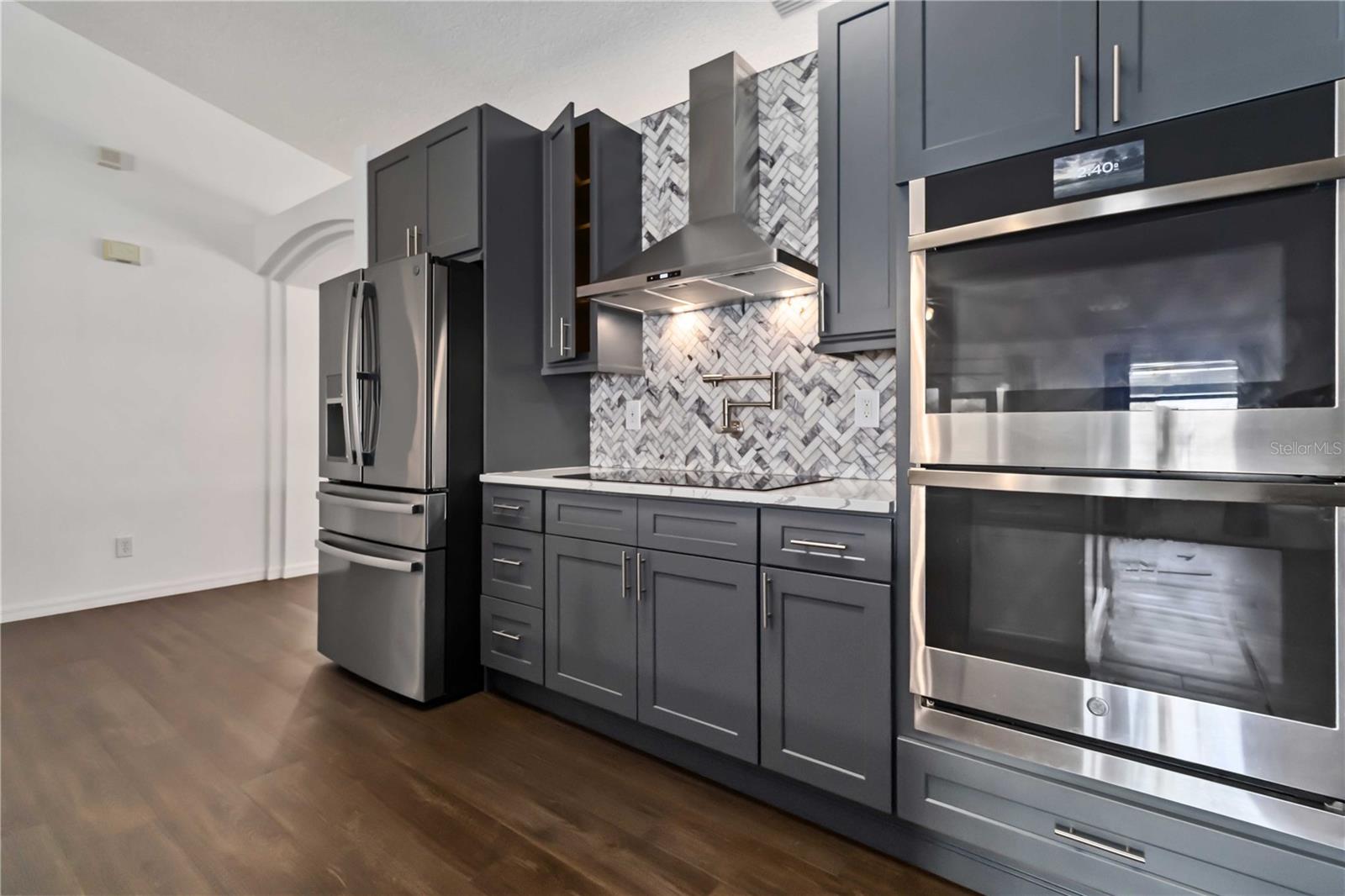 Image 20 of 49 For 7606 Fringe Place