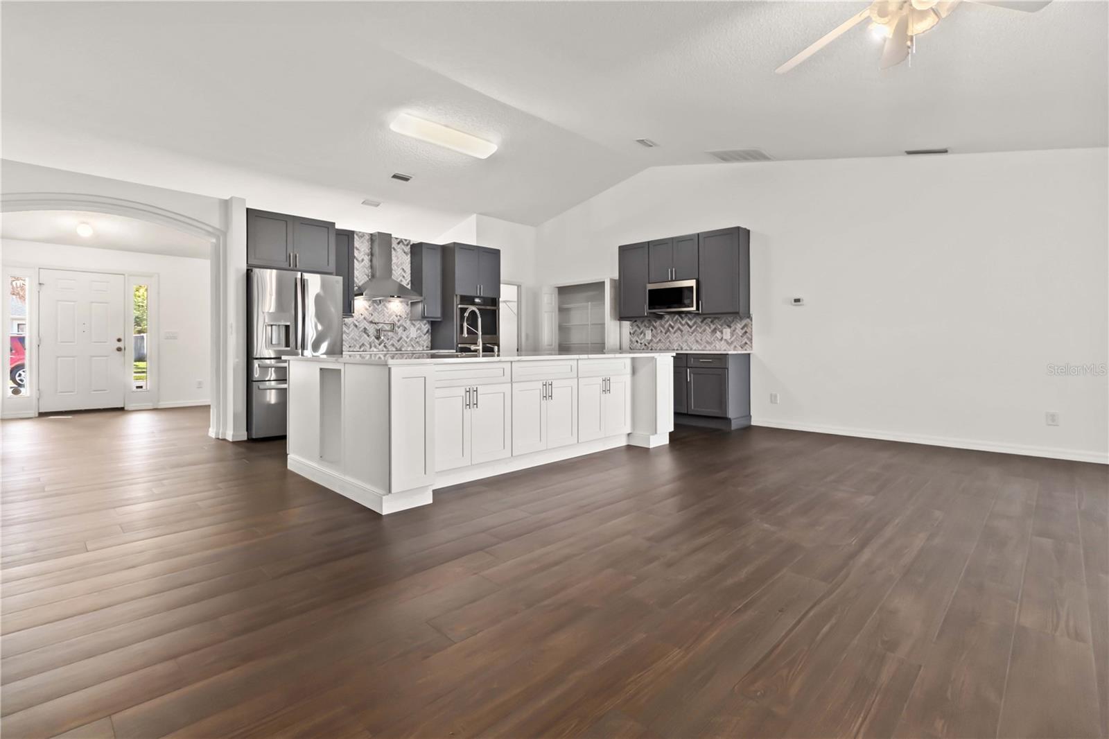 Image 26 of 49 For 7606 Fringe Place