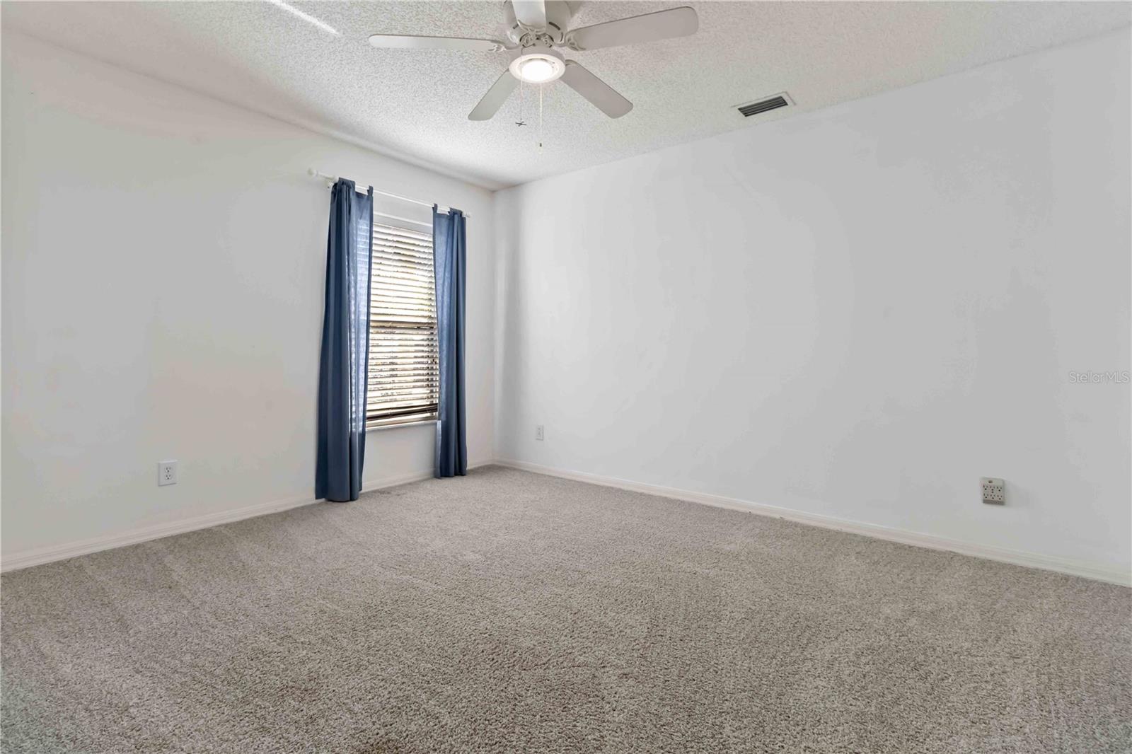 Image 38 of 49 For 7606 Fringe Place