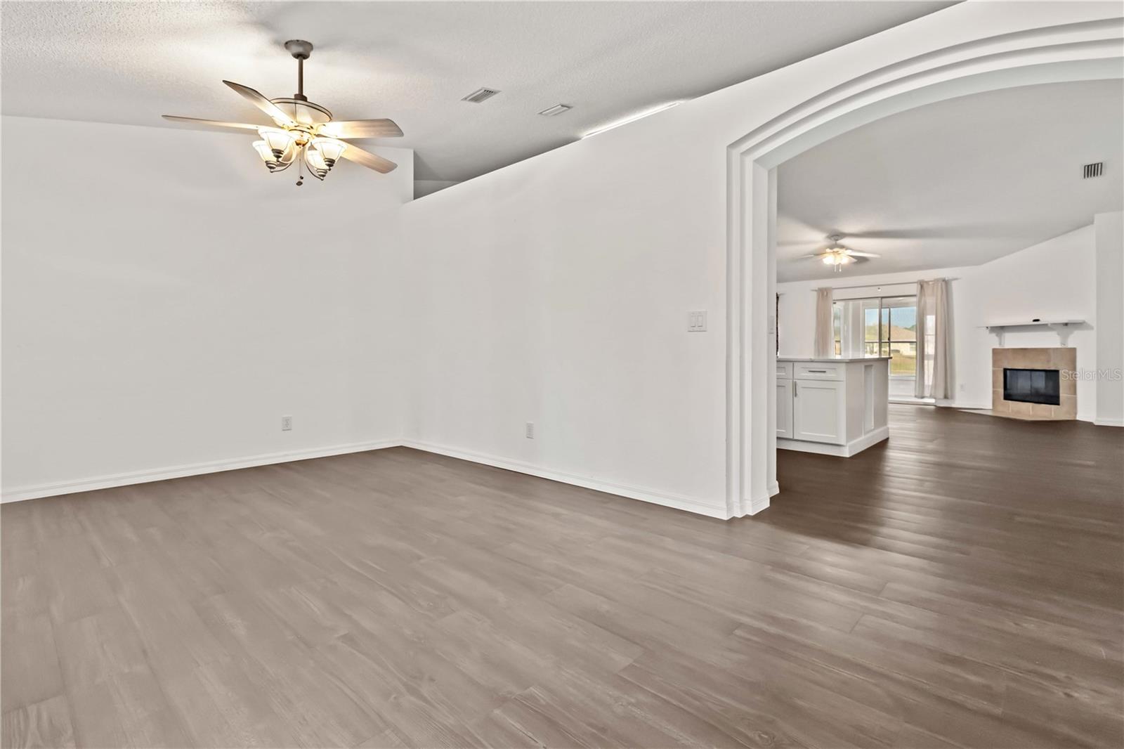 Image 9 of 49 For 7606 Fringe Place