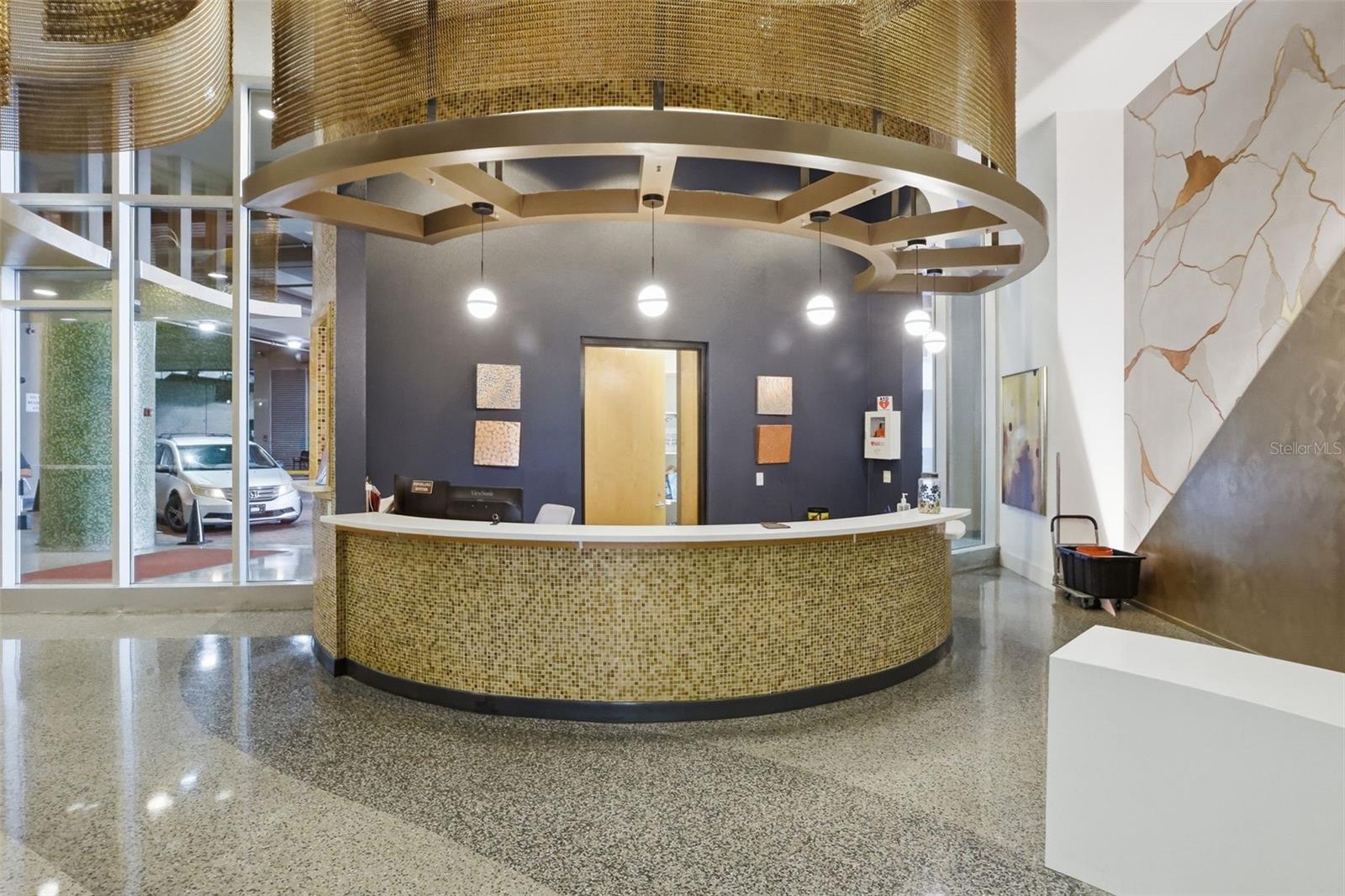 Image 30 of 44 For 155 Court Avenue 2903