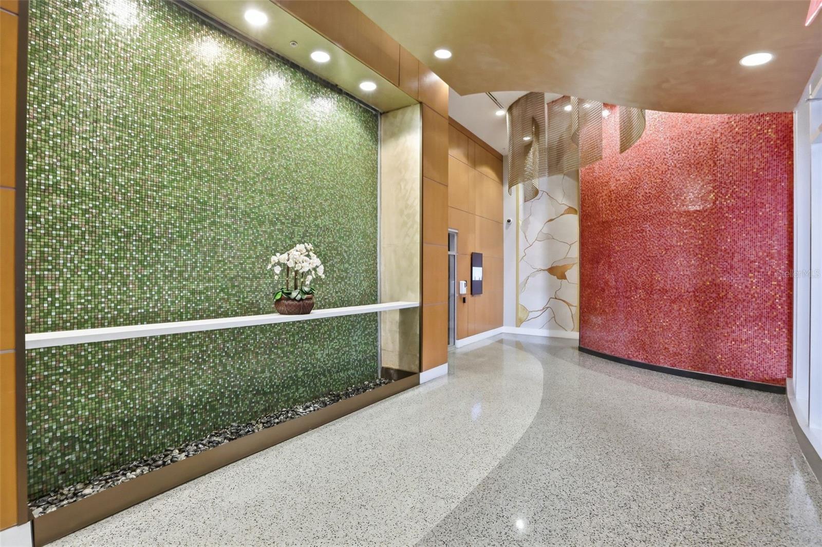 Image 38 of 44 For 155 Court Avenue 2903