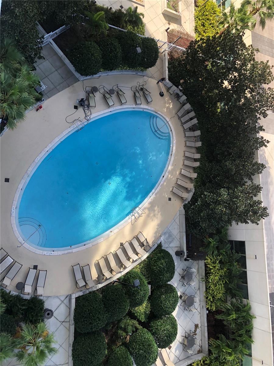 Image 42 of 44 For 155 Court Avenue 2903