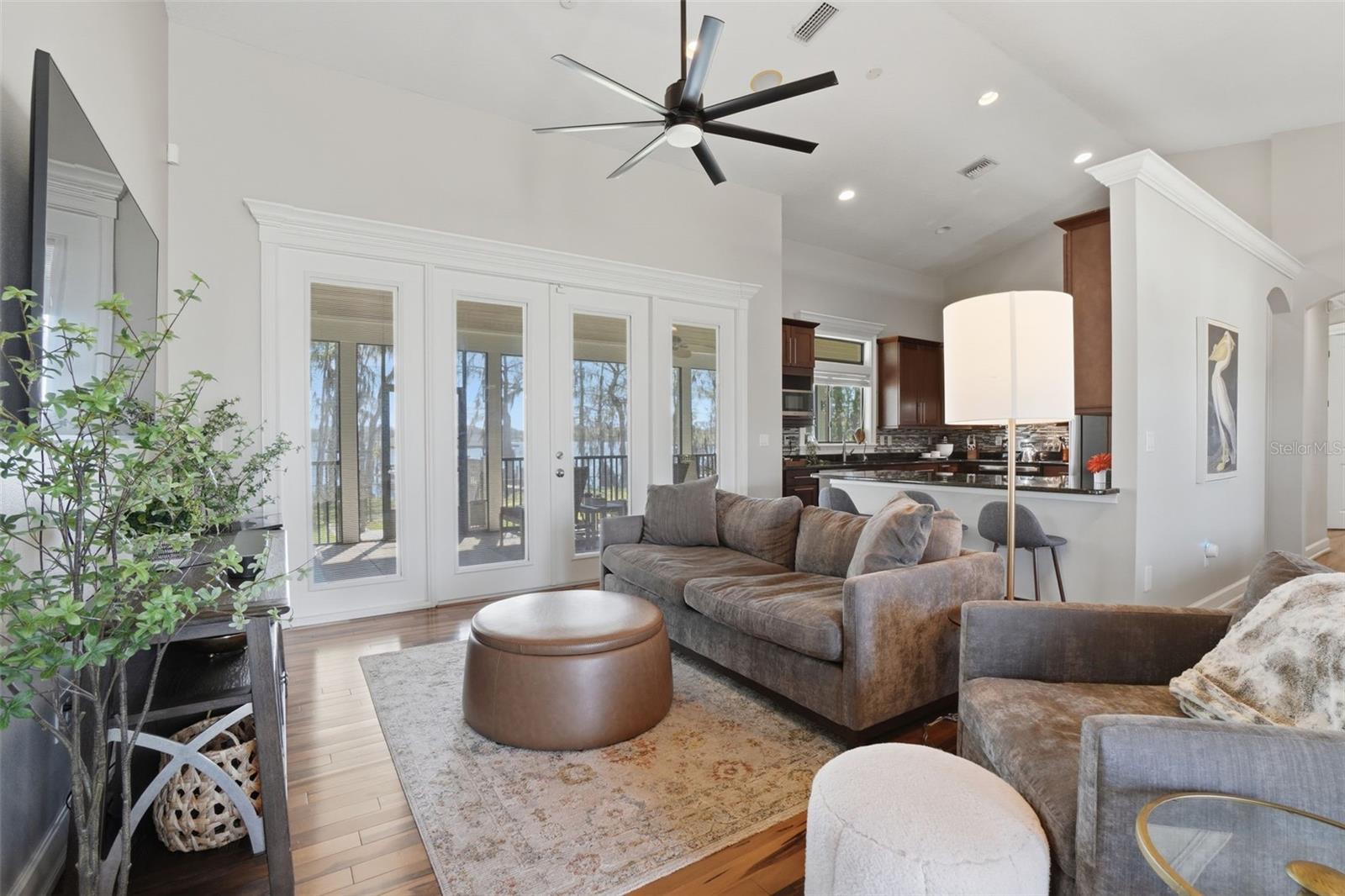 Image 11 of 56 For 834 Millshore Drive