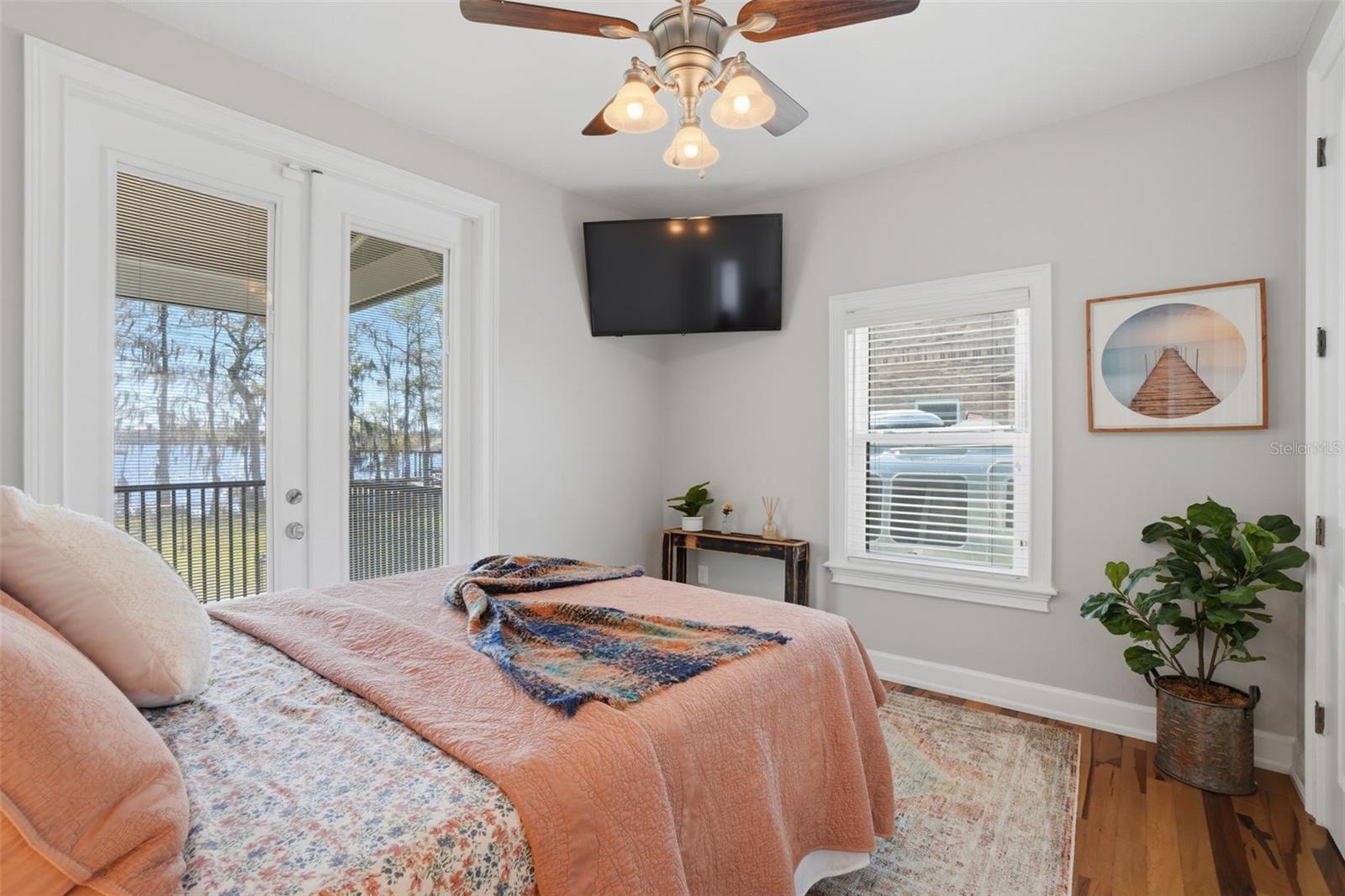 Image 26 of 56 For 834 Millshore Drive