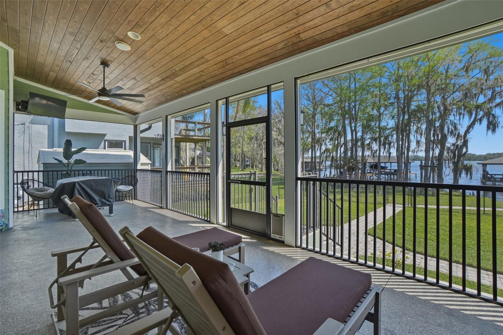 Image 34 of 56 For 834 Millshore Drive