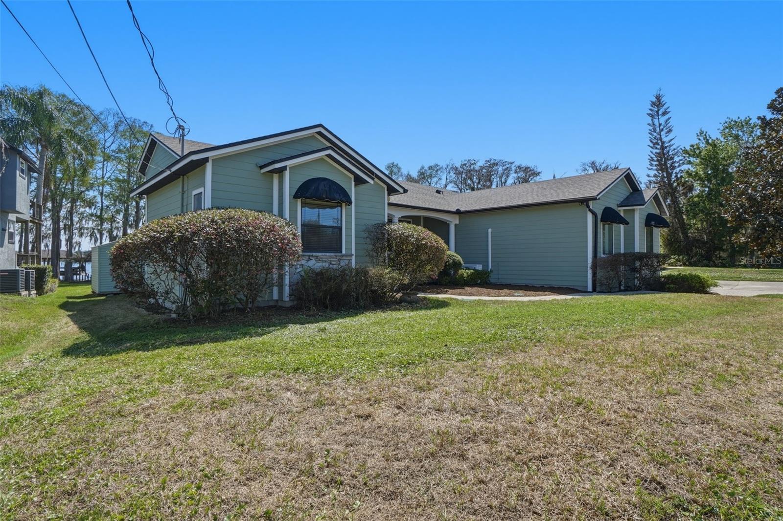 Image 4 of 56 For 834 Millshore Drive