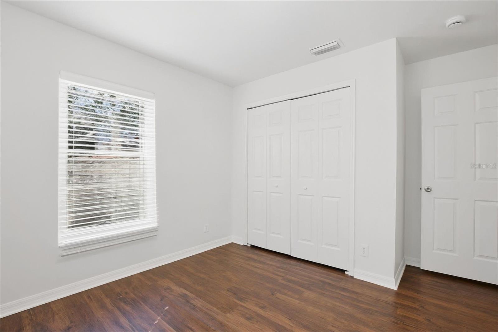 Listing photo id 17 for 9620 Charlesberg Drive 9