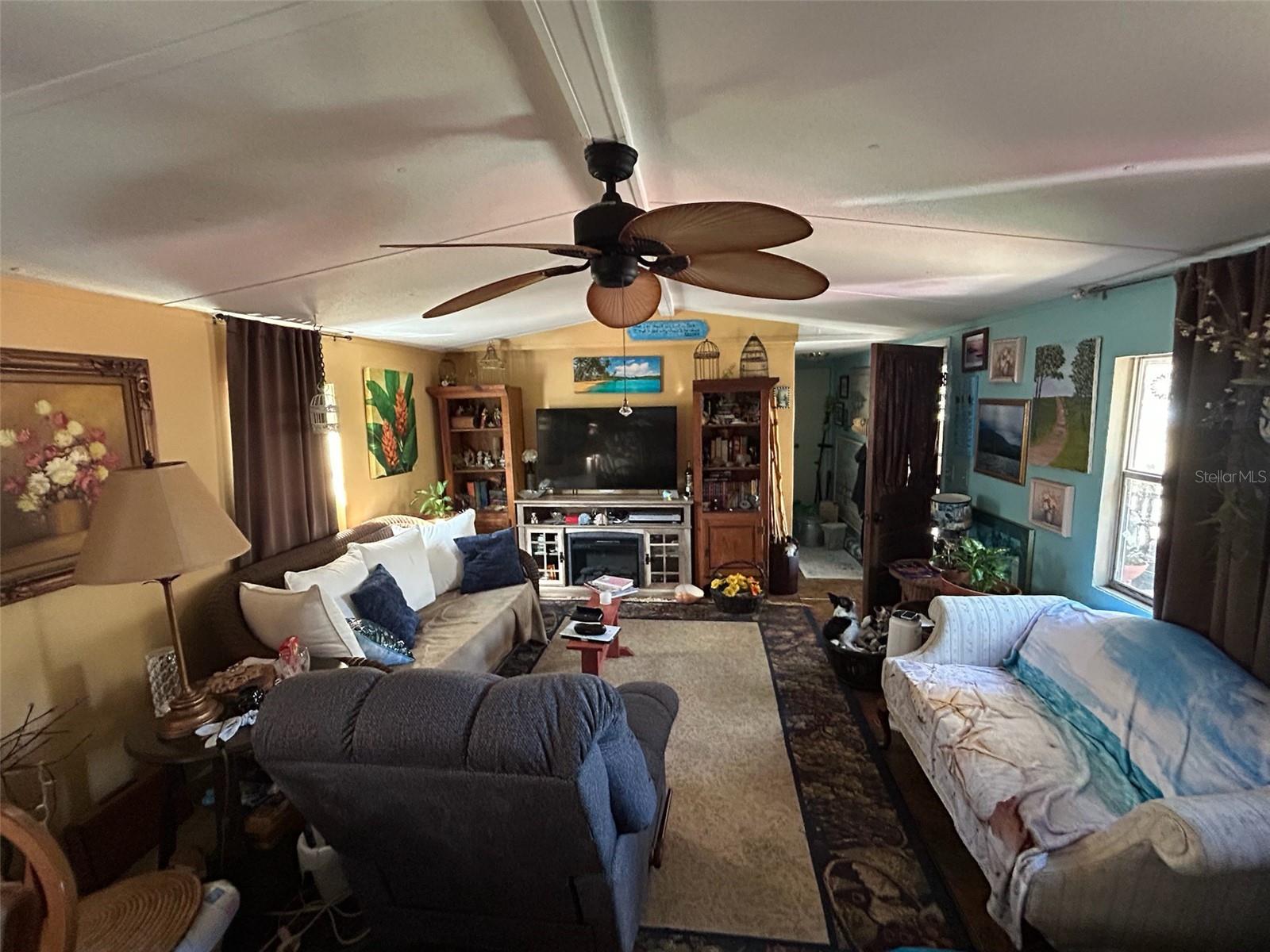 Image 2 of 8 For 12645 83rd Trail