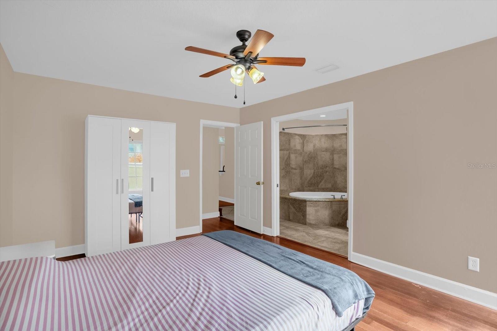 Image 20 of 29 For 1443 Farrindon Circle 1443