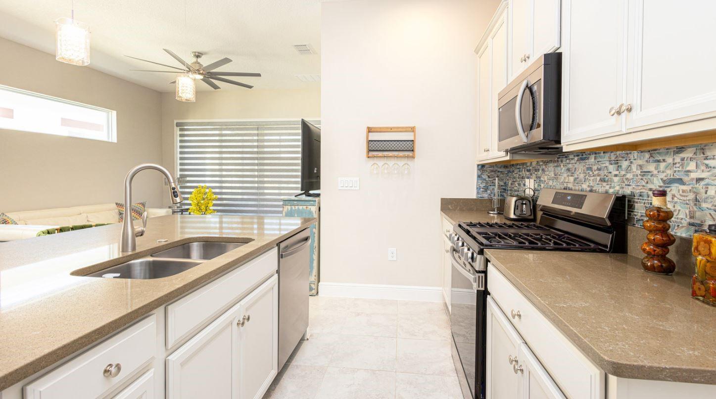 Image 12 of 31 For 2278 Datura Loop