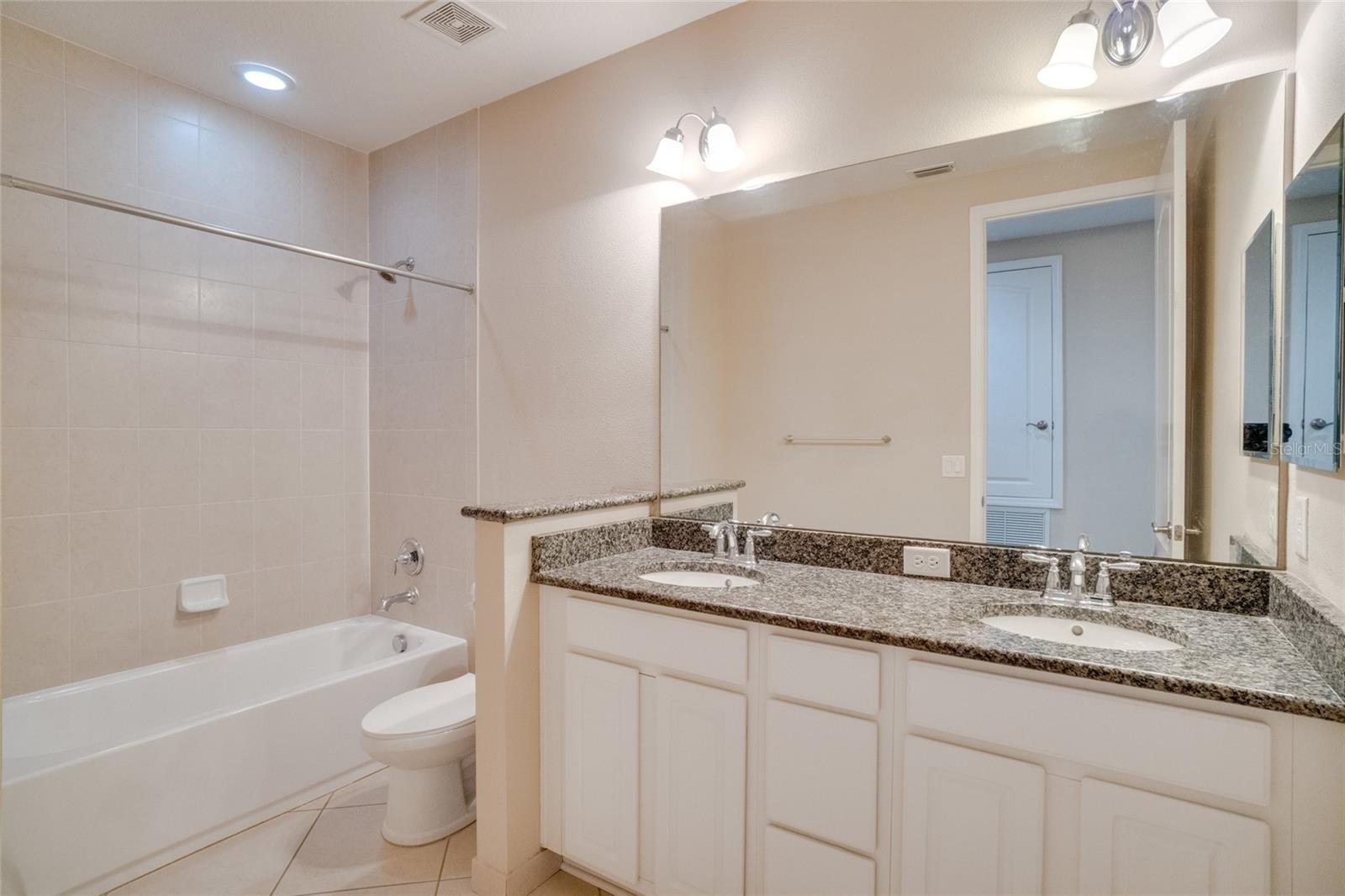 Image 21 of 39 For 10774 Belfry Circle