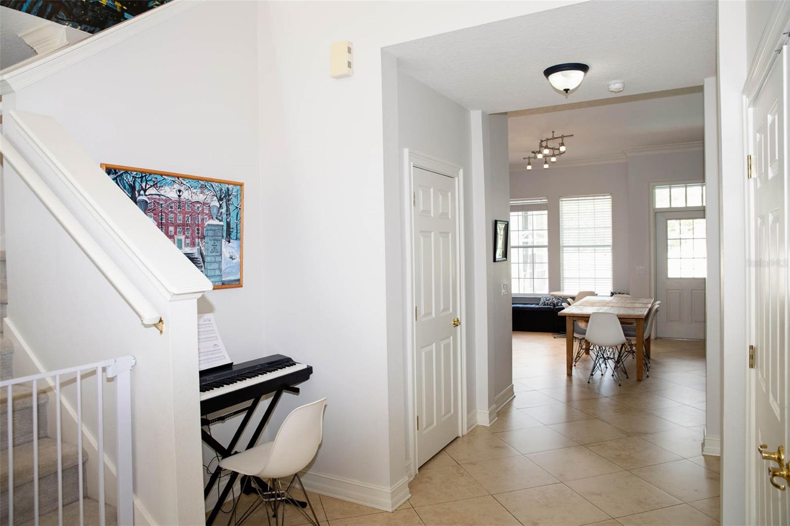 Image 12 of 53 For 411 Sycamore Street