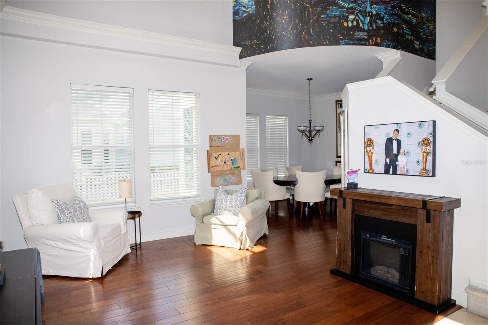 Image 13 of 53 For 411 Sycamore Street