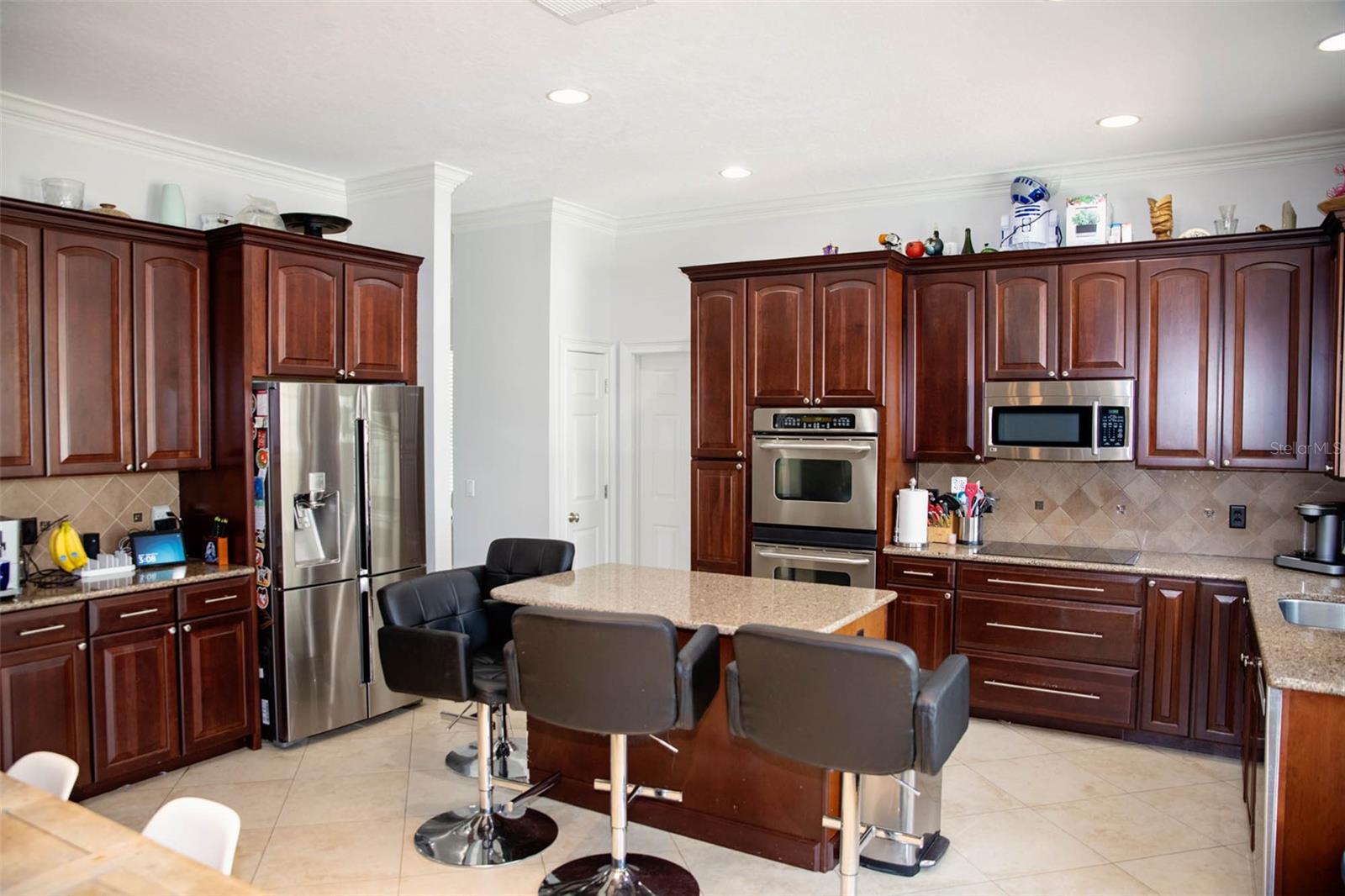 Image 18 of 53 For 411 Sycamore Street