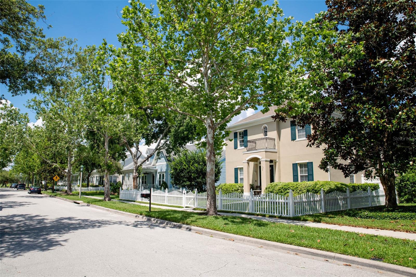 Image 2 of 53 For 411 Sycamore Street