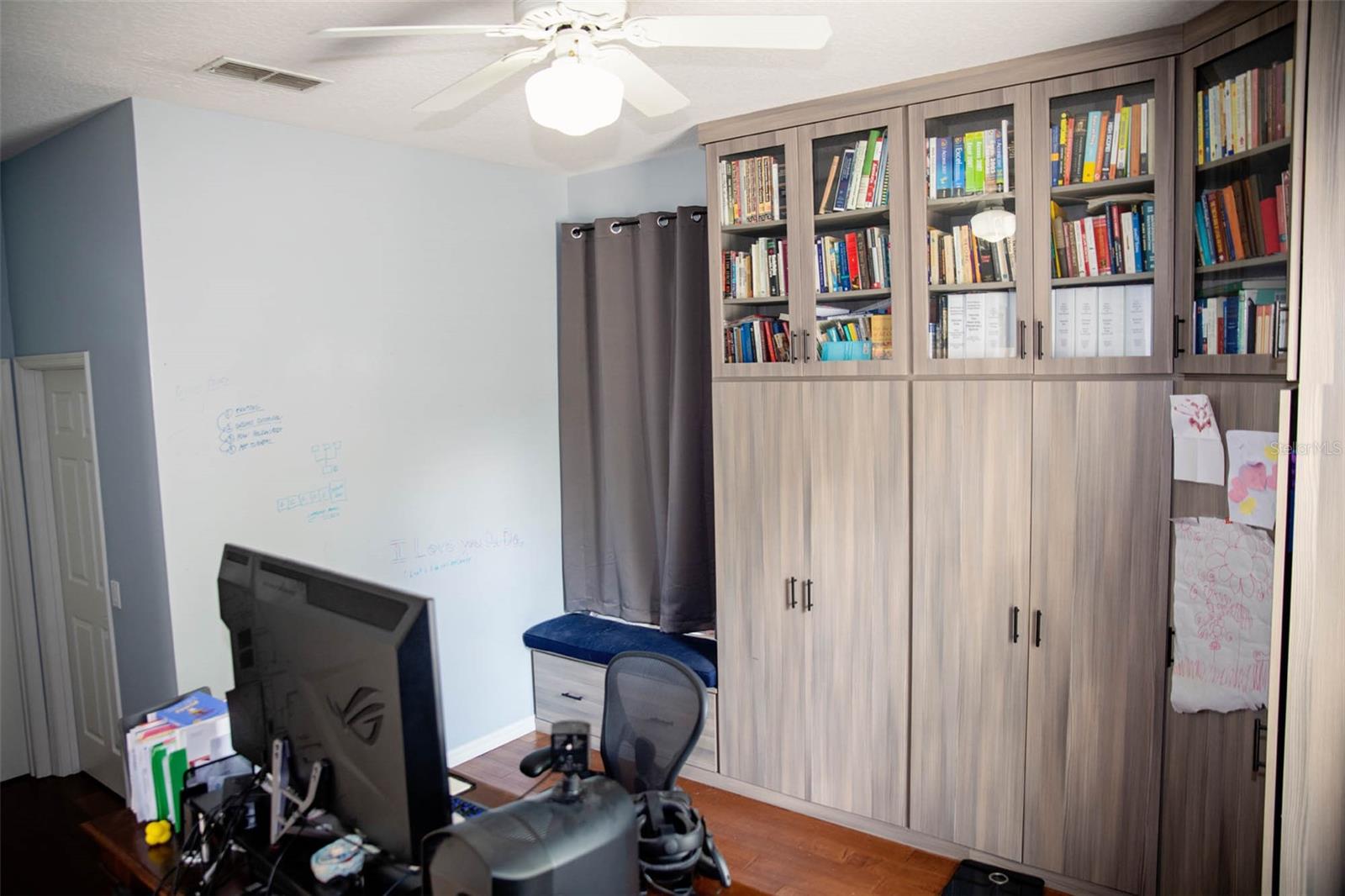 Image 31 of 53 For 411 Sycamore Street