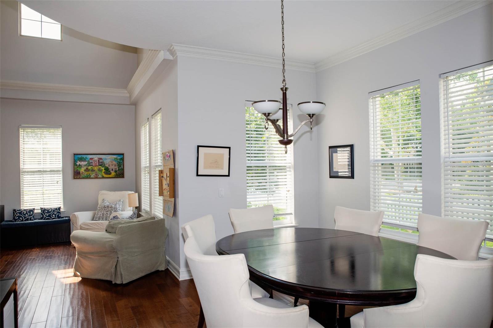 Image 34 of 53 For 411 Sycamore Street