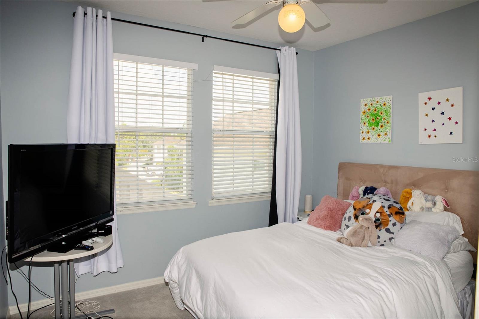 Image 39 of 53 For 411 Sycamore Street