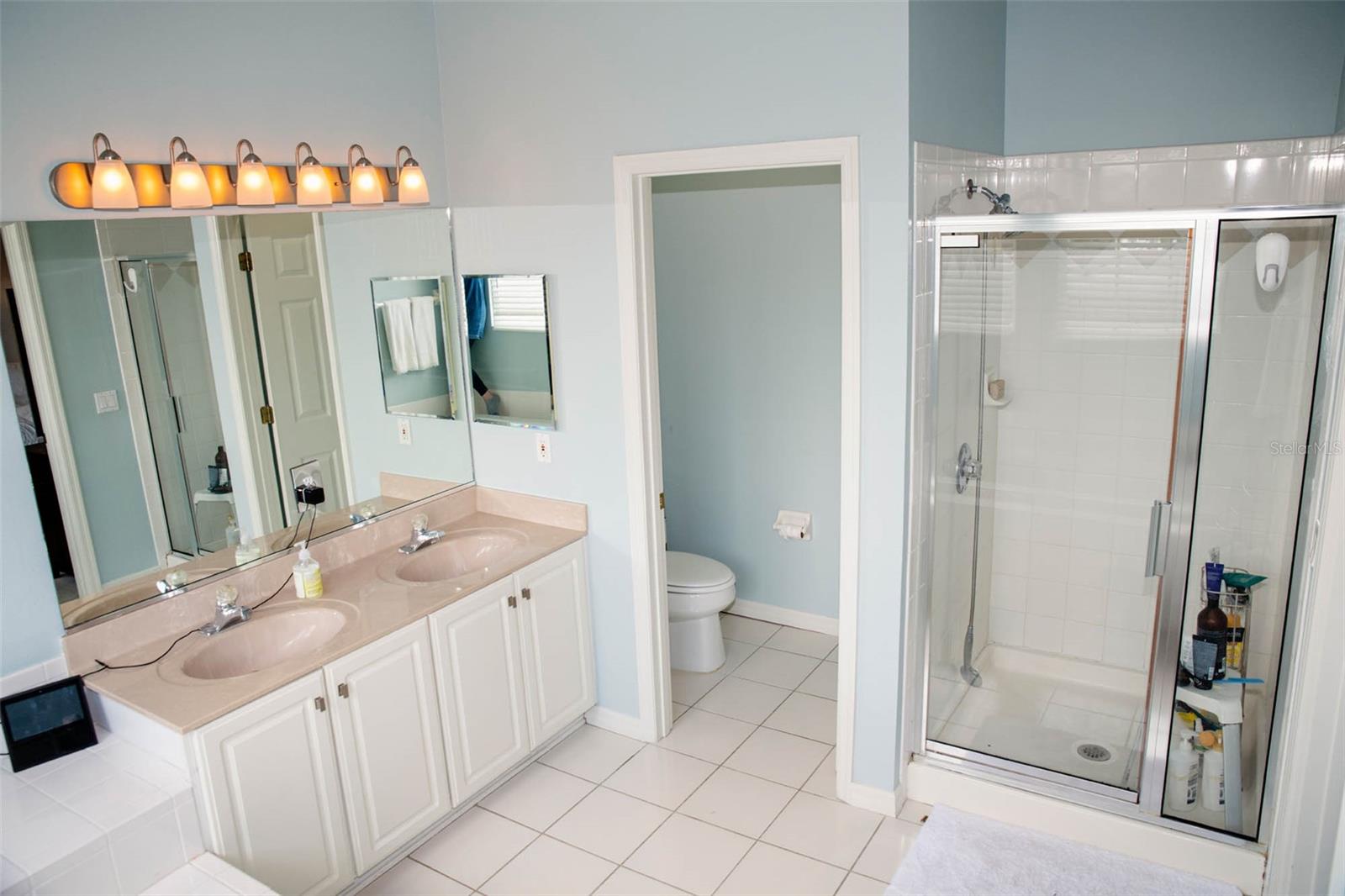 Image 46 of 53 For 411 Sycamore Street