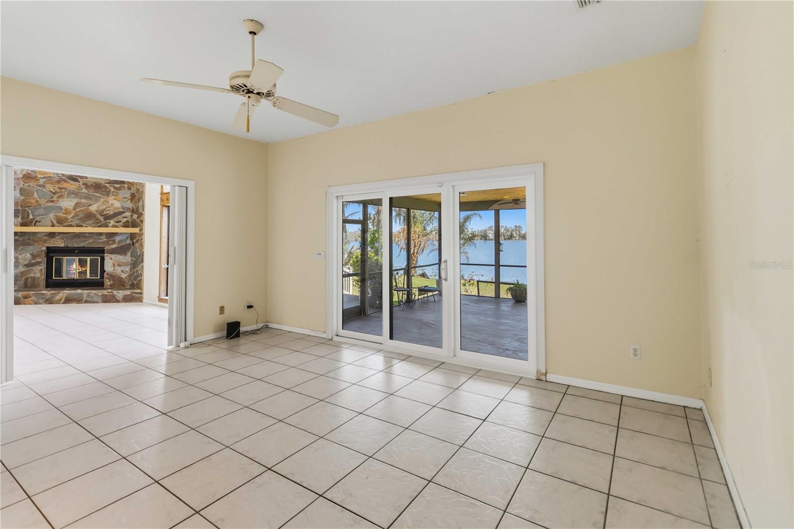 Image 15 of 40 For 7468 Lake Willis Drive