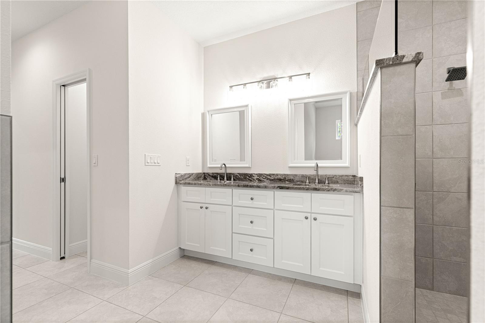 Image 32 of 53 For 8435 130 Terrace