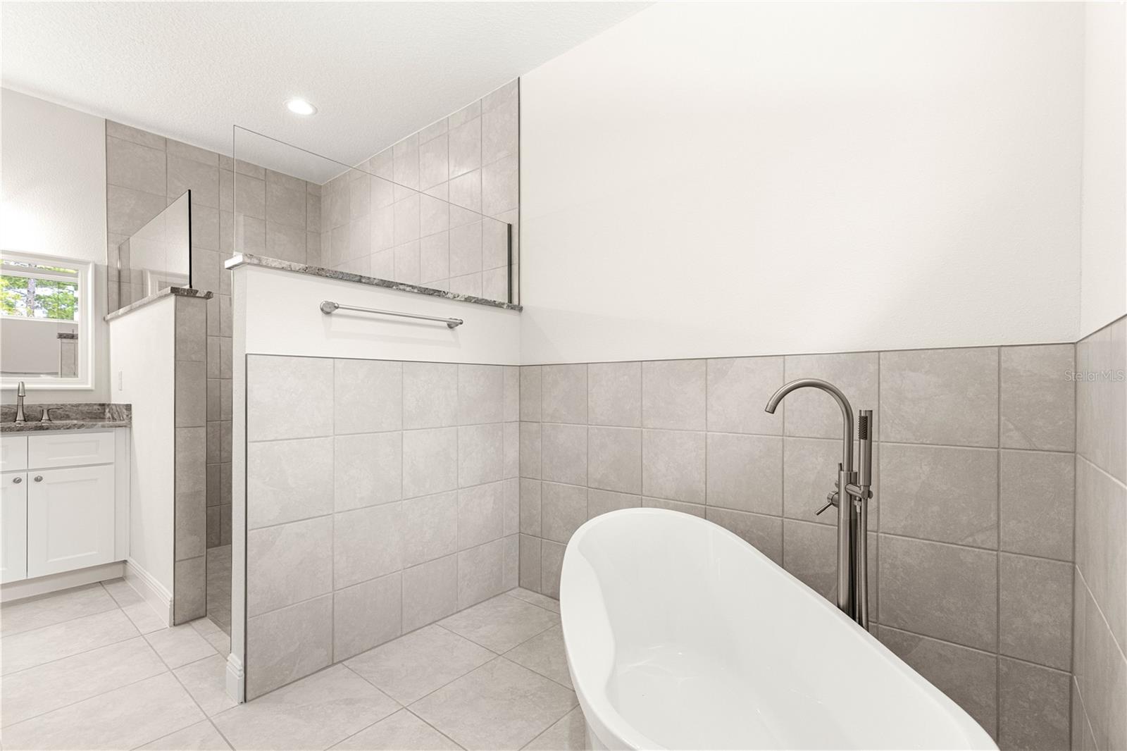 Image 37 of 53 For 8435 130 Terrace