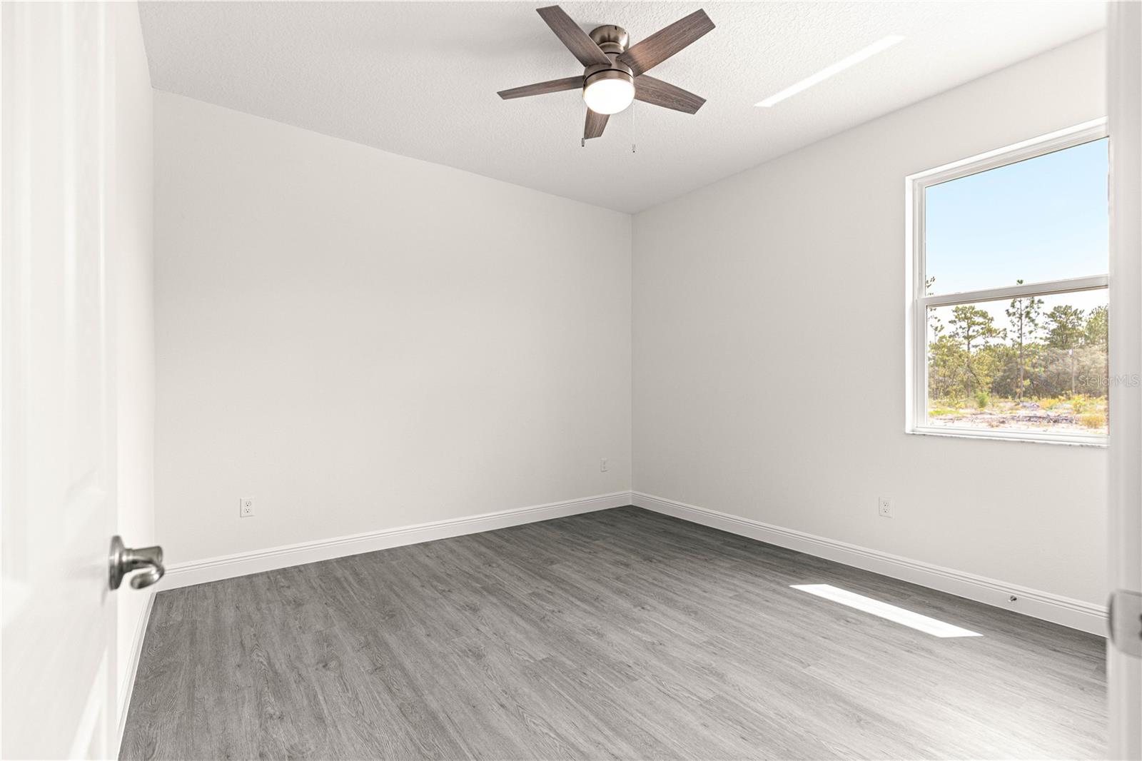 Image 45 of 53 For 8435 130 Terrace