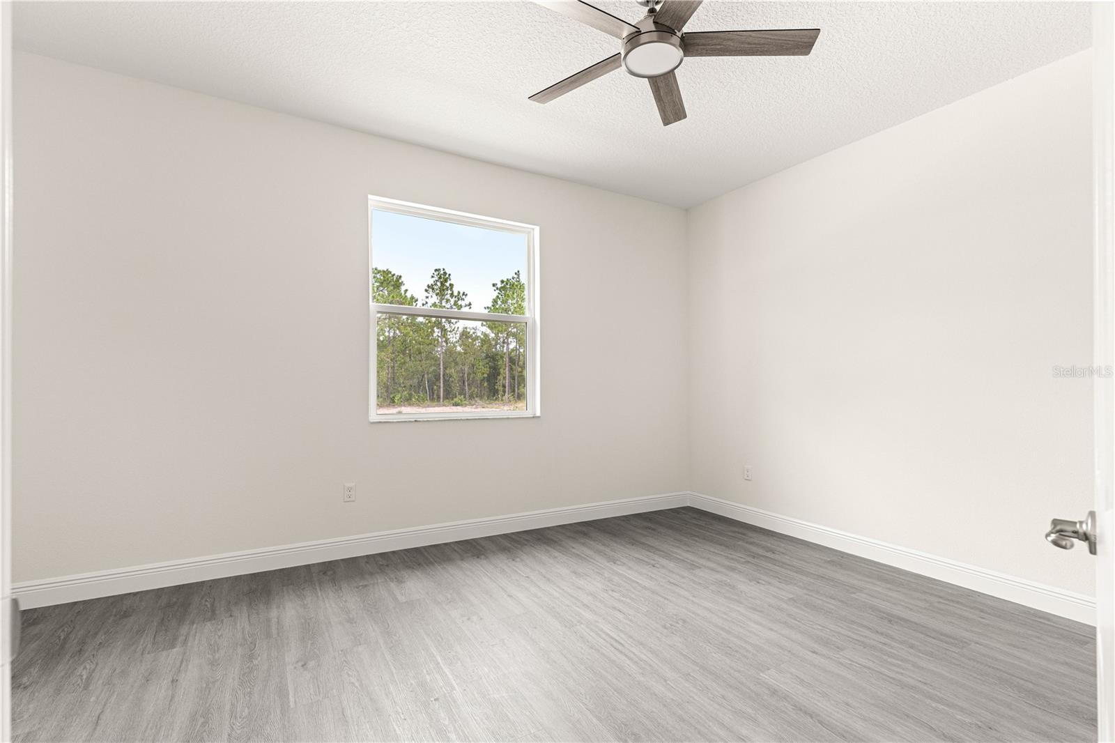 Image 46 of 53 For 8435 130 Terrace