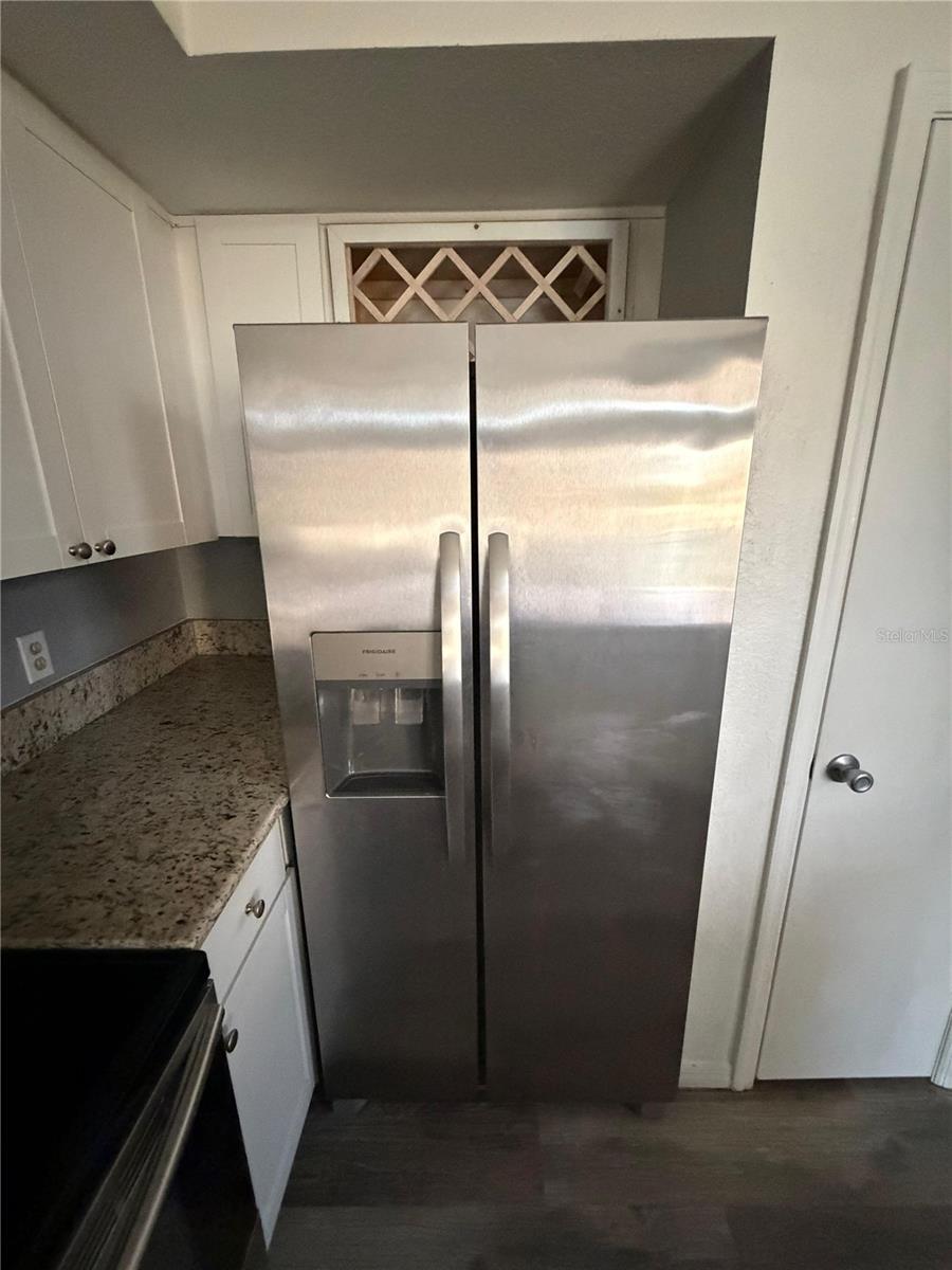 Image 11 of 24 For 7250 Westpointe Boulevard 1034