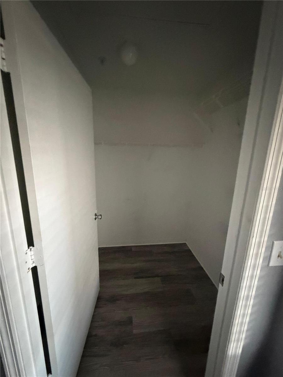 Image 20 of 24 For 7250 Westpointe Boulevard 1034