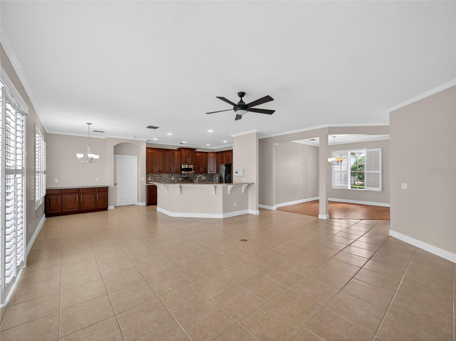 Image 47 of 98 For 3808 Caledonia Ave