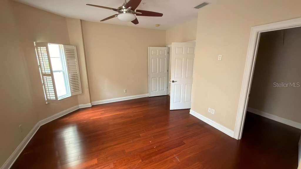 Image 20 of 36 For 7181 Regina Way